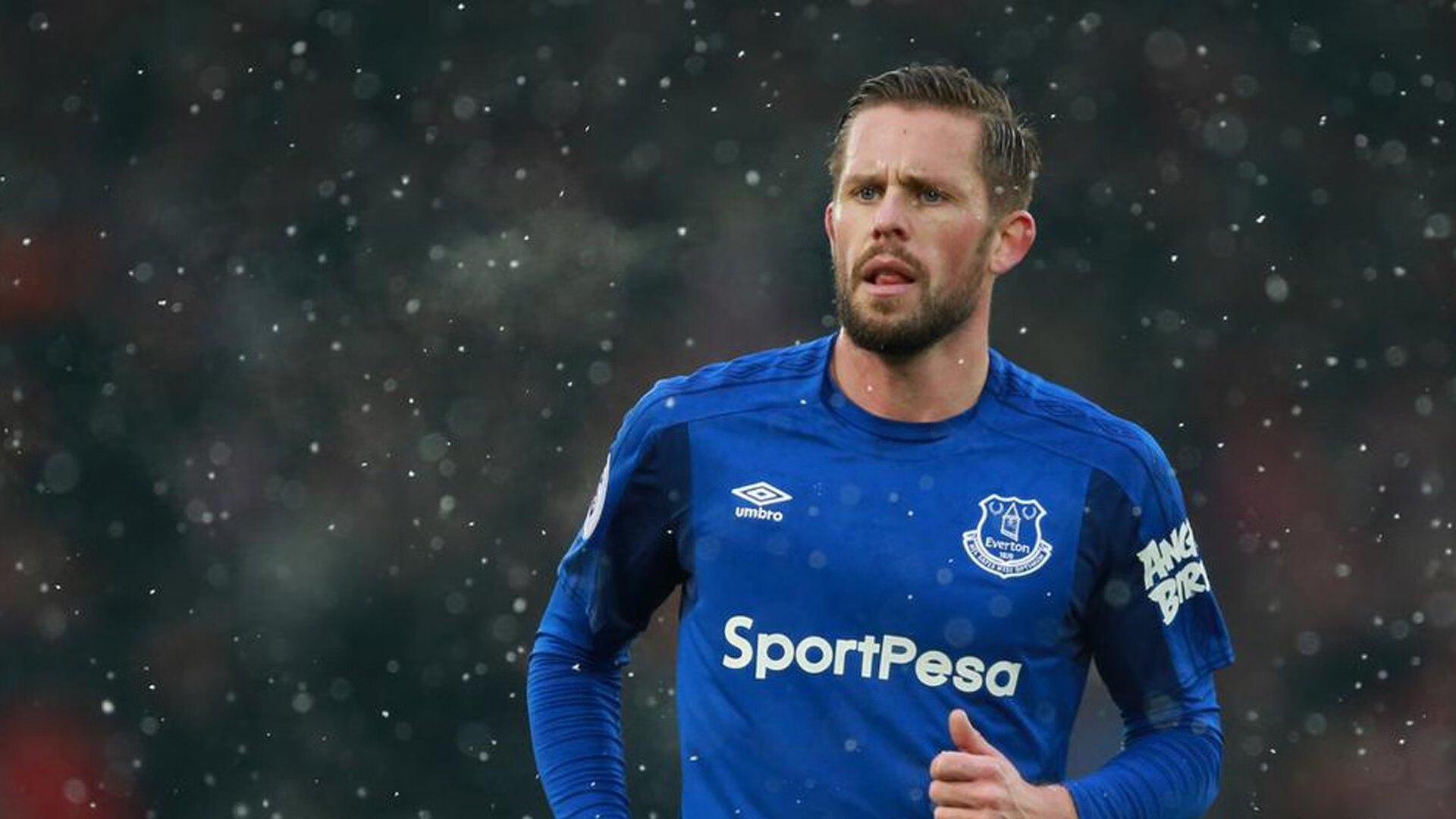 “华金·托比利亚的反击能力与迅速转换，成为美洲狮队防守中的重要一环”